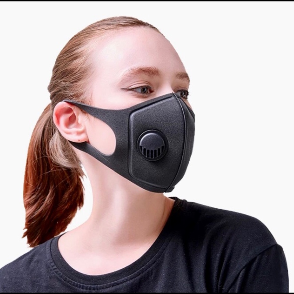 Multi-Use Face Masks w/Breathable Air Flow Valve